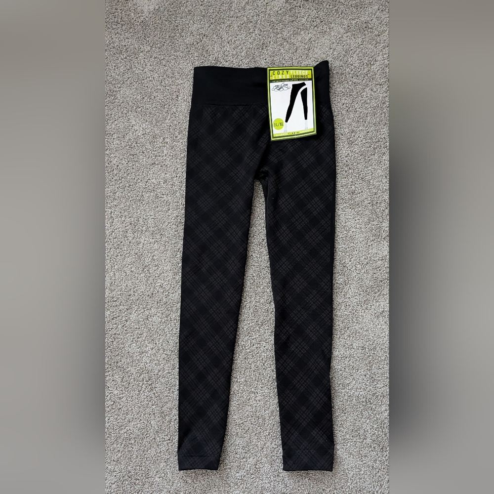 Fashion Nova Black Plaid Leggings Size L/XL